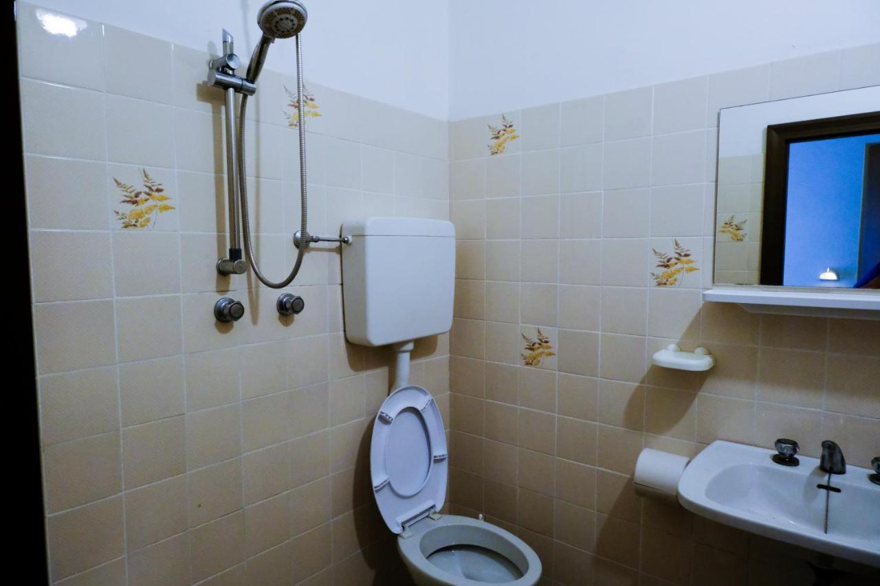 Hotel Chiara Римини Экстерьер фото